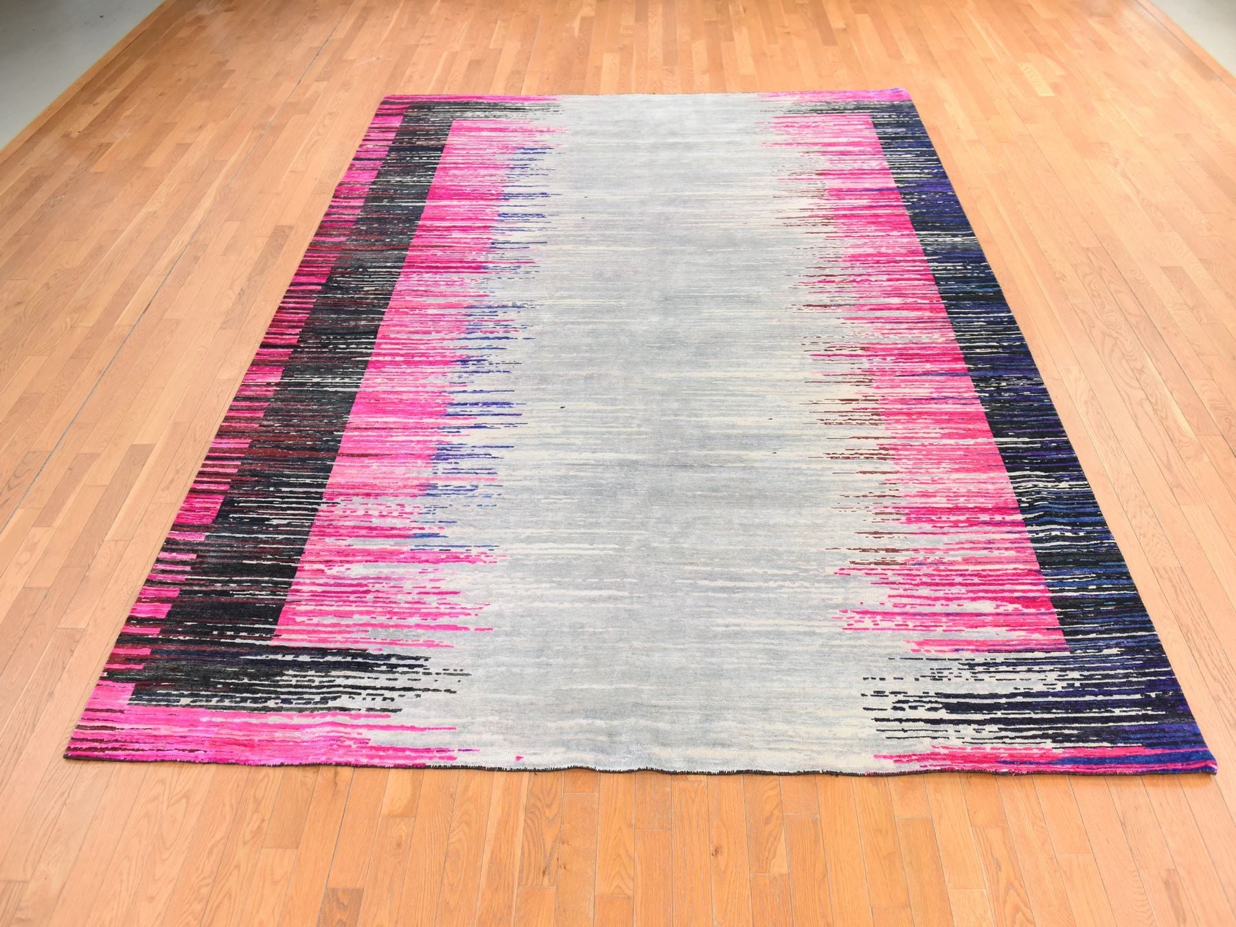 Modern / Contemporary hand-knotted wool/silk rug in Pink, 9' x 12' — SKU O078741 (view 2)