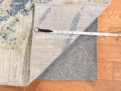 Modern / Contemporary hand-knotted wool/silk rug in Ivory, 8'10" x 12'1", SKU O078742