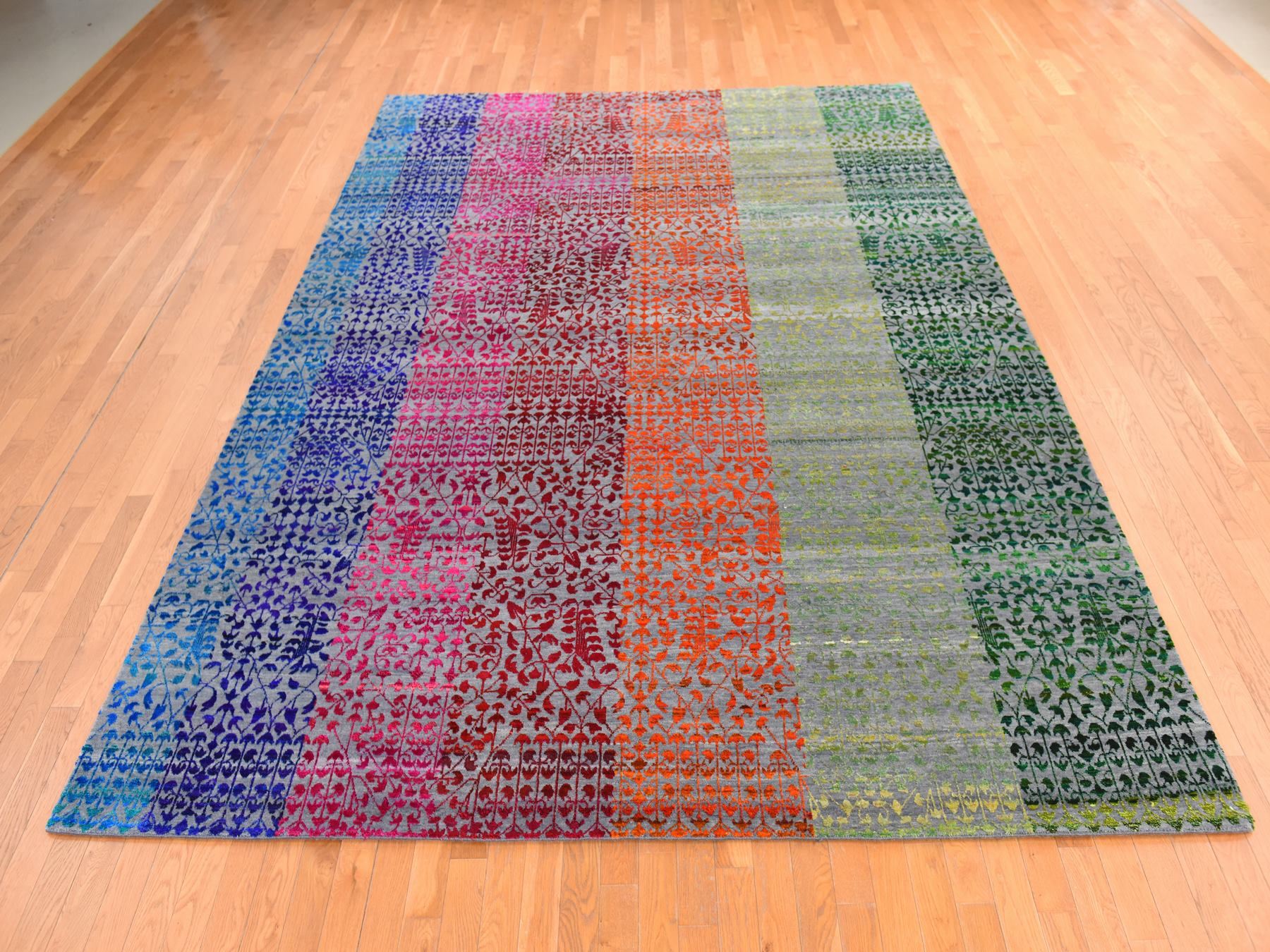Modern / Contemporary hand-knotted sari silk rug in Multicolored, 9' x 12'1" — SKU O078744 (view 2)