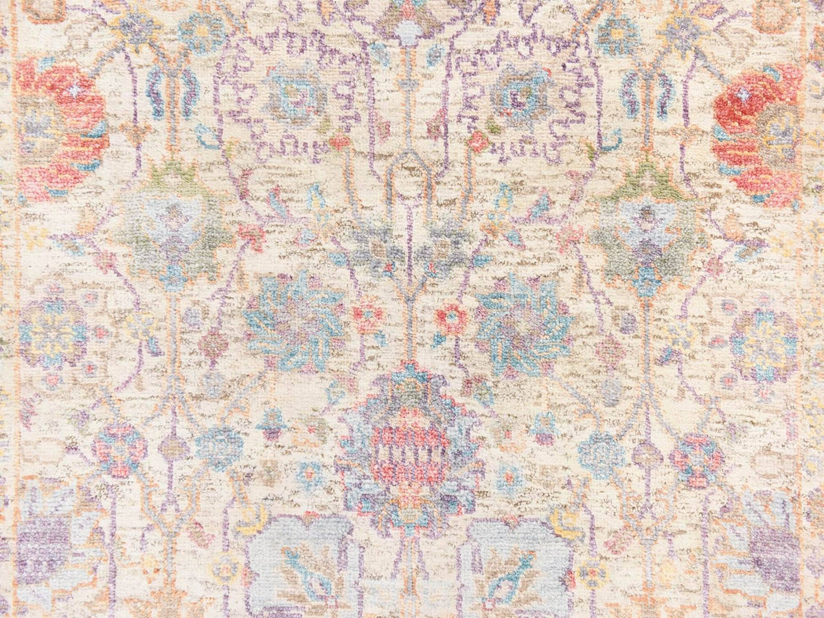 Tabriz Transitional hand-knotted wool/silk runner in Ivory, 2'7" x 12' — SKU O078748 (view 4)