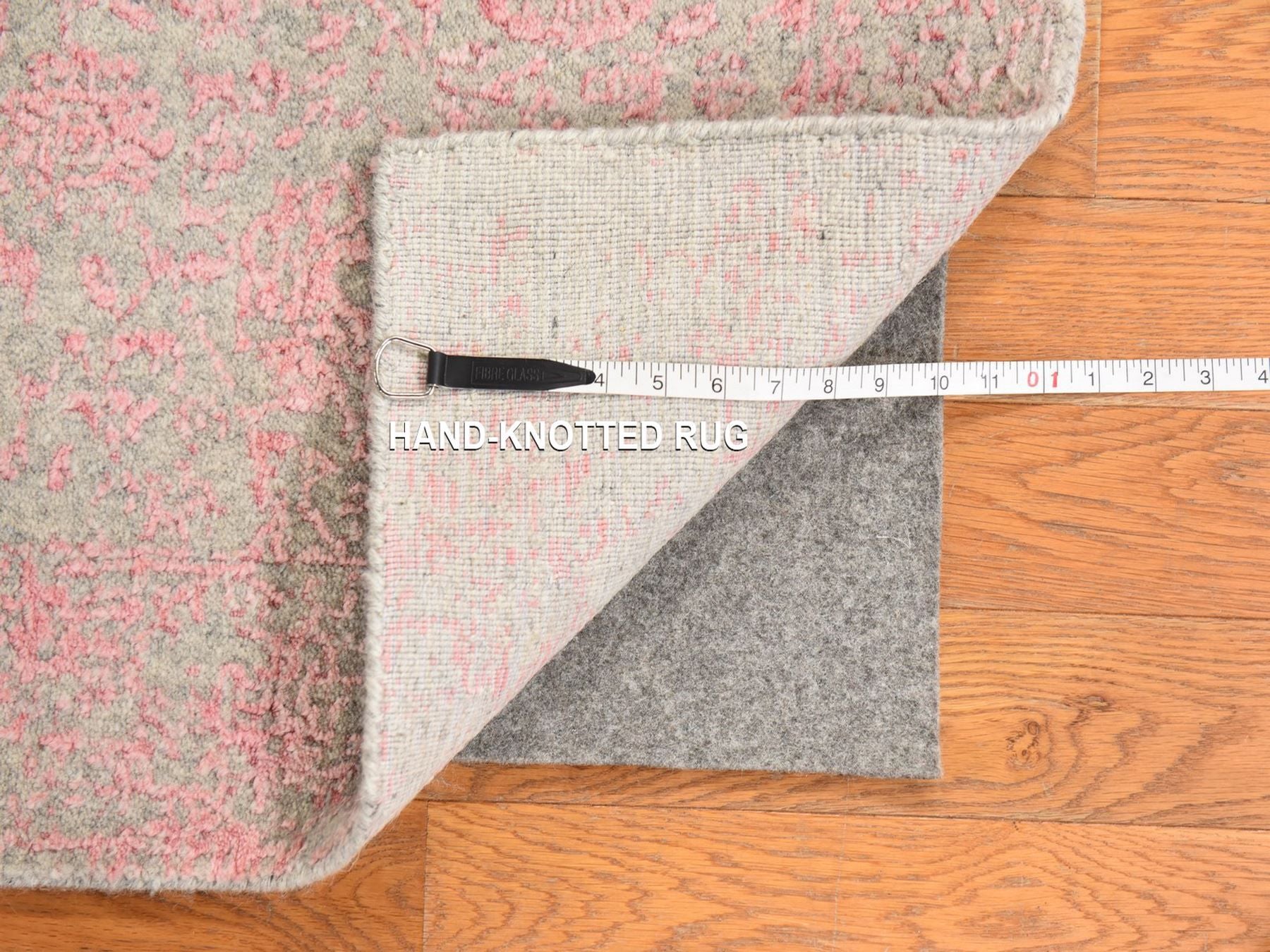 Wool / Silk hand-knotted wool/silk runner in Pink, 2'6" x 11'10" — SKU O078750 (view 6)