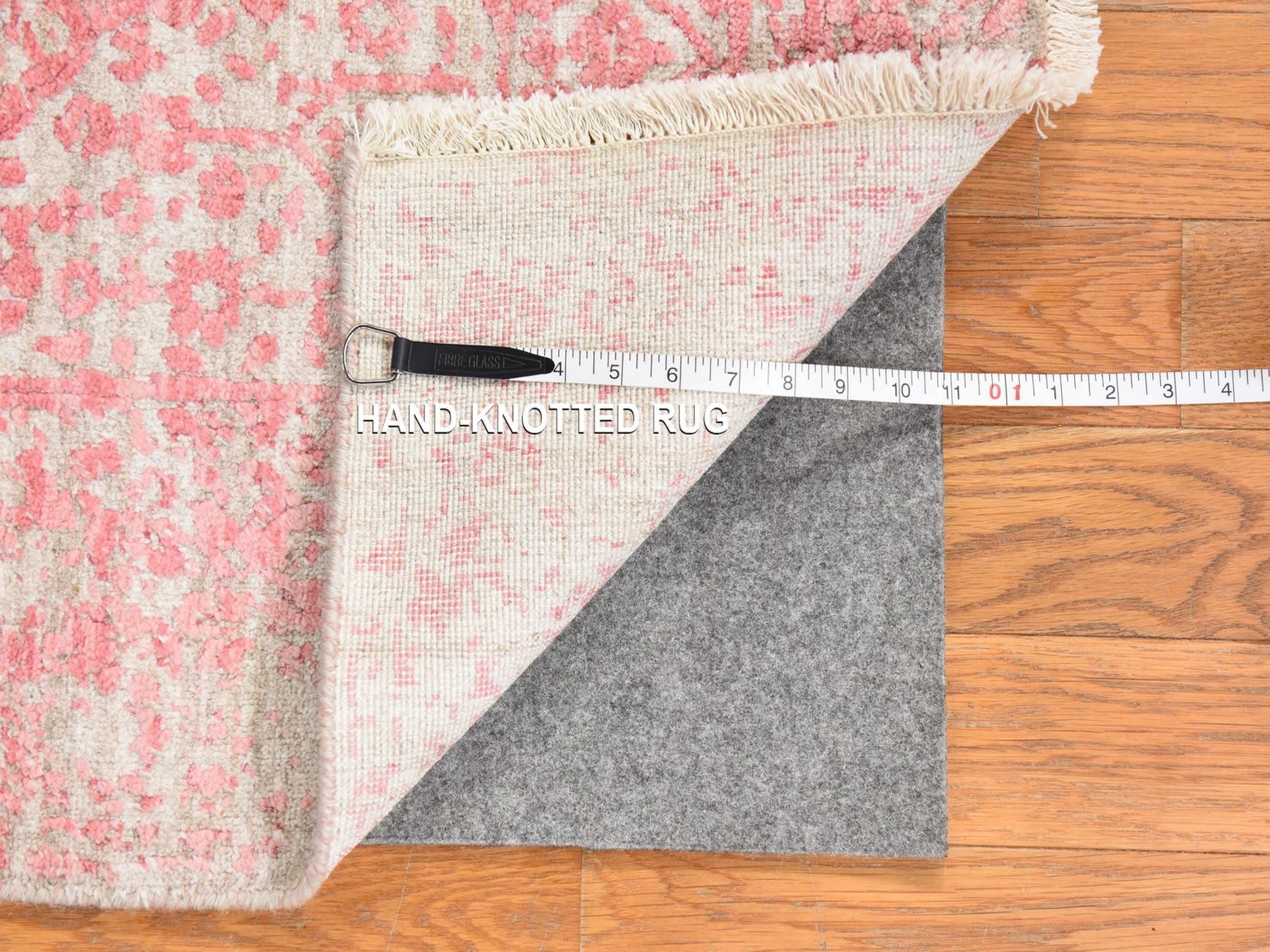 Transitional hand-knotted wool/silk runner in Pink, 2'8" x 11'10" — SKU O078753 (view 6)