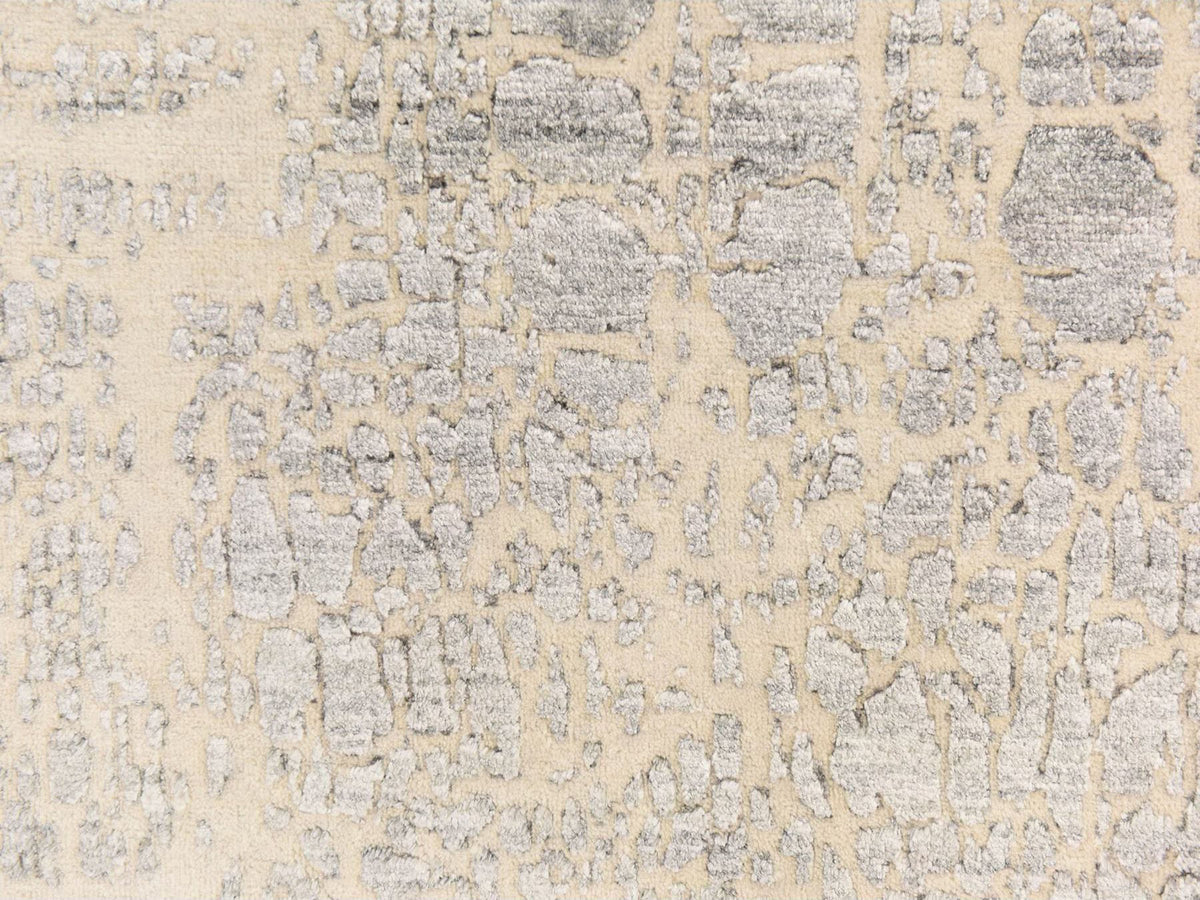 Modern / Contemporary hand-knotted wool/silk runner in Gray, 2'5" x 10'1" — SKU O078755 (view 4)