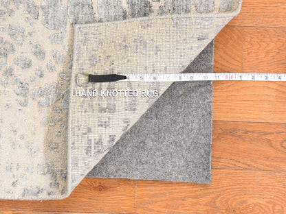 Modern / Contemporary hand-knotted wool/silk runner in Gray, 2'5" x 10'1" — SKU O078755 (view 6)
