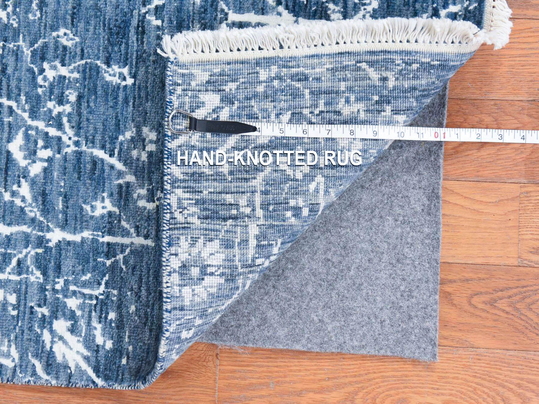 Modern / Contemporary hand-knotted wool/silk runner in Blue, 2'6" x 10'2" — SKU O078756 (view 6)