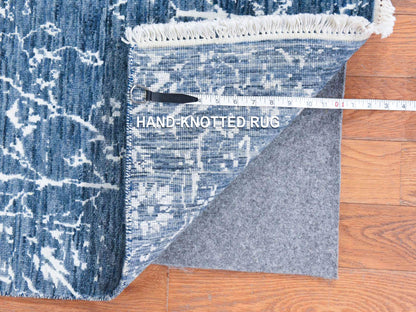 Modern / Contemporary hand-knotted wool/silk runner in Blue, 2'6" x 10'2" — SKU O078756 (view 6)
