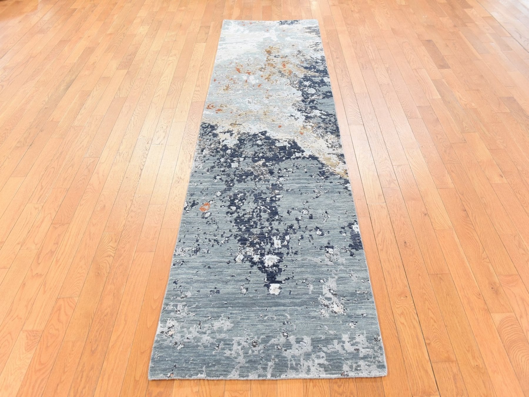 Modern / Contemporary hand-knotted wool/silk runner in Gray, 2'6" x 10'0", SKU O078757