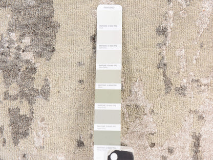 Modern / Contemporary hand-knotted wool/silk runner in Gray, 2'8" x 10' — SKU O078759 (view 5)