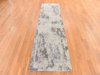 Modern / Contemporary hand-knotted wool/silk runner in Gray, 2'8" x 9'7", SKU O078761
