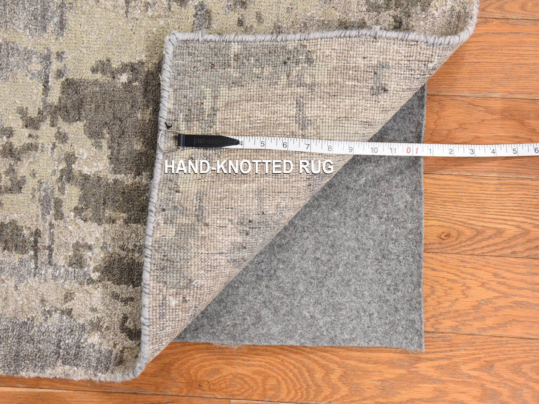 Modern / Contemporary hand-knotted wool/silk runner in Gray, 2'8" x 9'7" — SKU O078761 (view 6)
