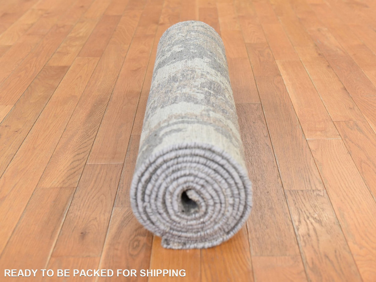 Modern / Contemporary hand-knotted wool/silk runner in Gray, 2'8" x 9'7" — SKU O078761 (view 8)