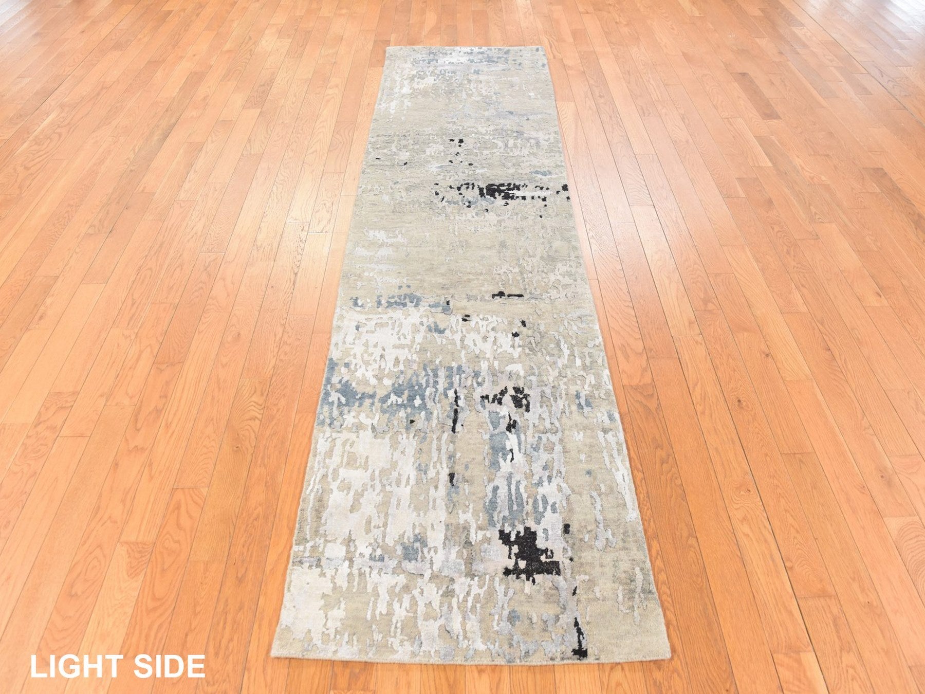 Modern / Contemporary hand-knotted wool/silk runner in Beige, 2'5" x 9'9", SKU O078765