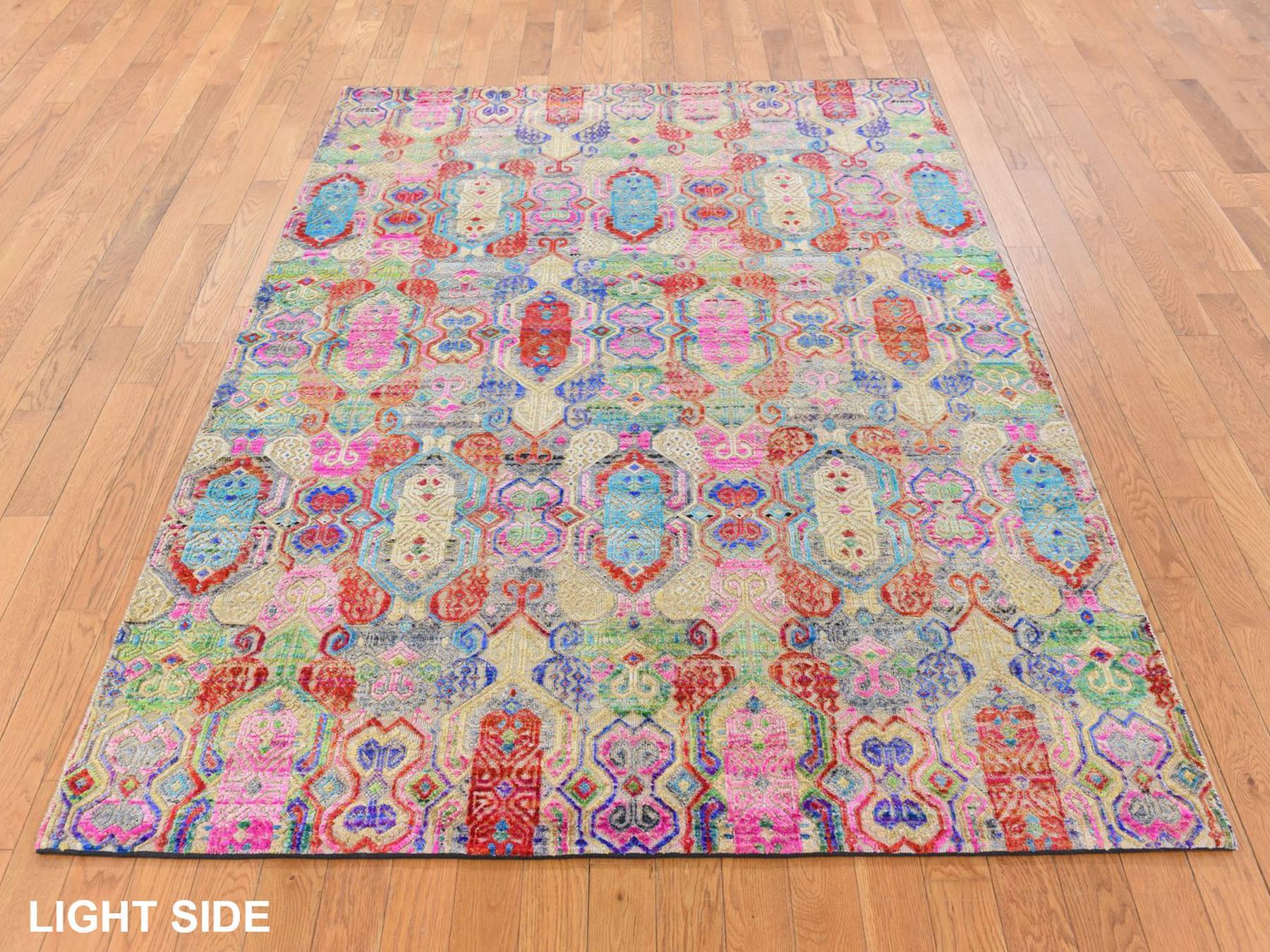 Modern / Contemporary hand-knotted wool/silk rug in Multicolored, 5' x 6'10" — SKU O078767 (view 3)