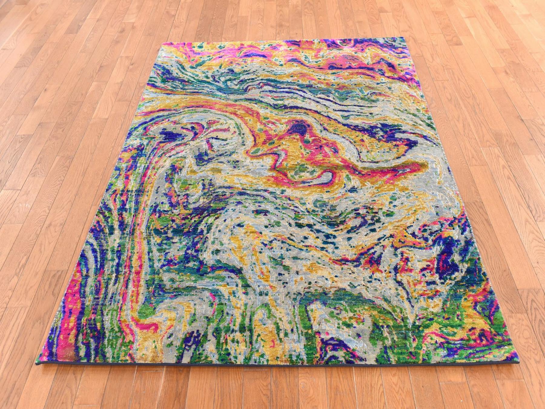 Transitional hand-knotted wool/silk rug in Multicolored, 4'9" x 6'7" — SKU O078768 (view 2)