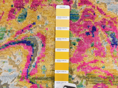 Transitional hand-knotted wool/silk rug in Multicolored, 4'9" x 6'7" — SKU O078768 (view 5)