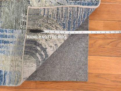Modern / Contemporary hand-knotted wool/silk rug in Ivory, 5'1" x 7'0", SKU O078769