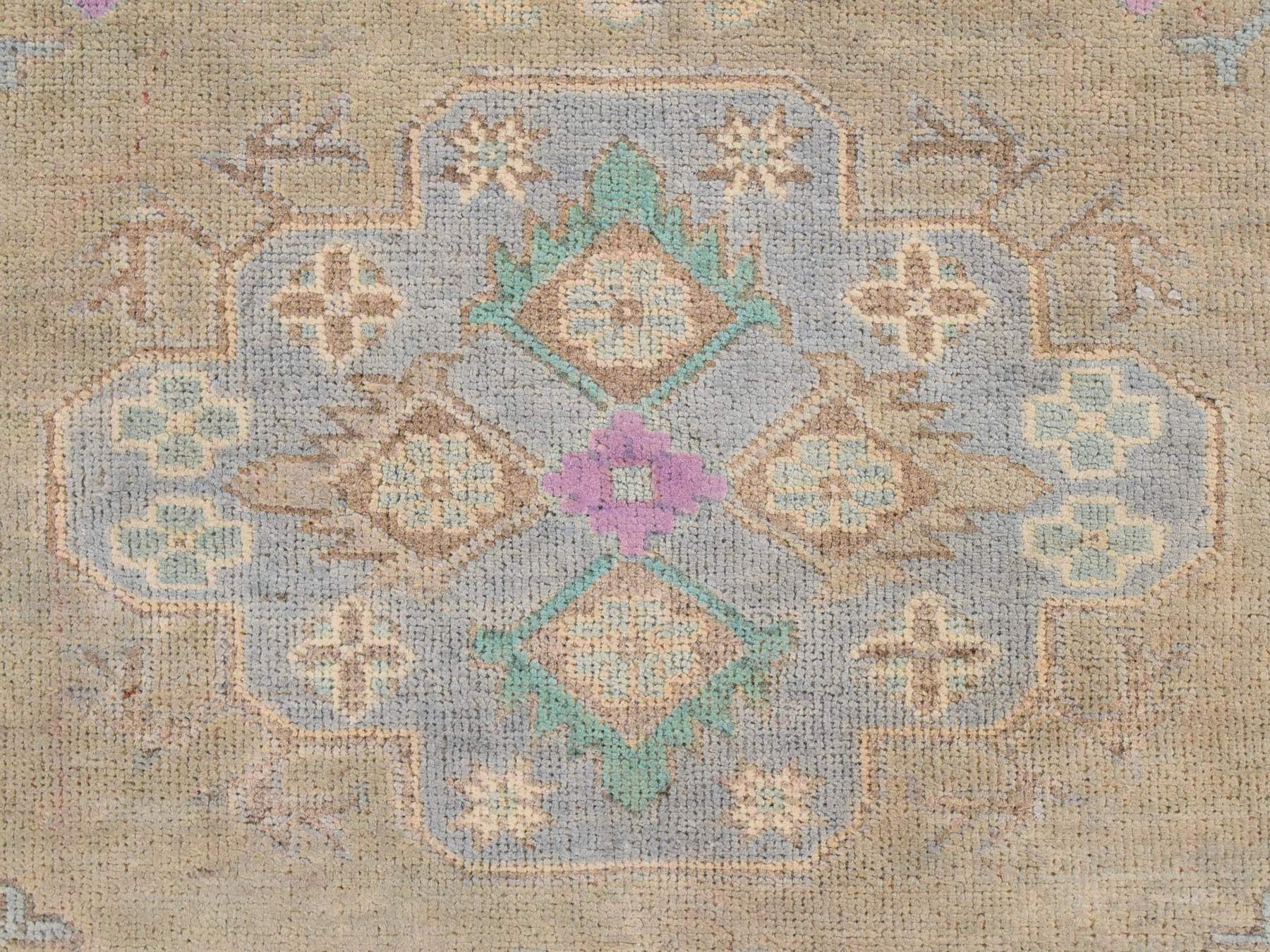 Kazak Kazak hand-knotted wool rug in Brown & Pink, 5' x 6'6" — SKU O078771 (view 4)