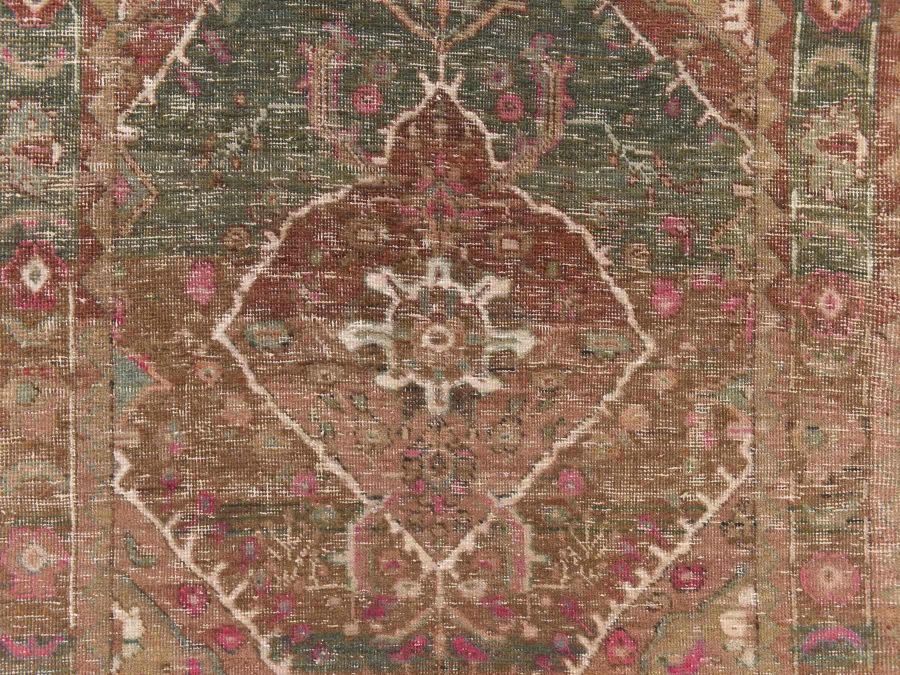 Heriz Vintage hand-knotted wool runner in Green, 3'7" x 12'3" — SKU O078773 (view 4)