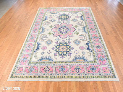 Kazak Kazak hand-knotted wool rug in Ivory & Pink, 8'10" x 11'6" — SKU O078775 (view 3)