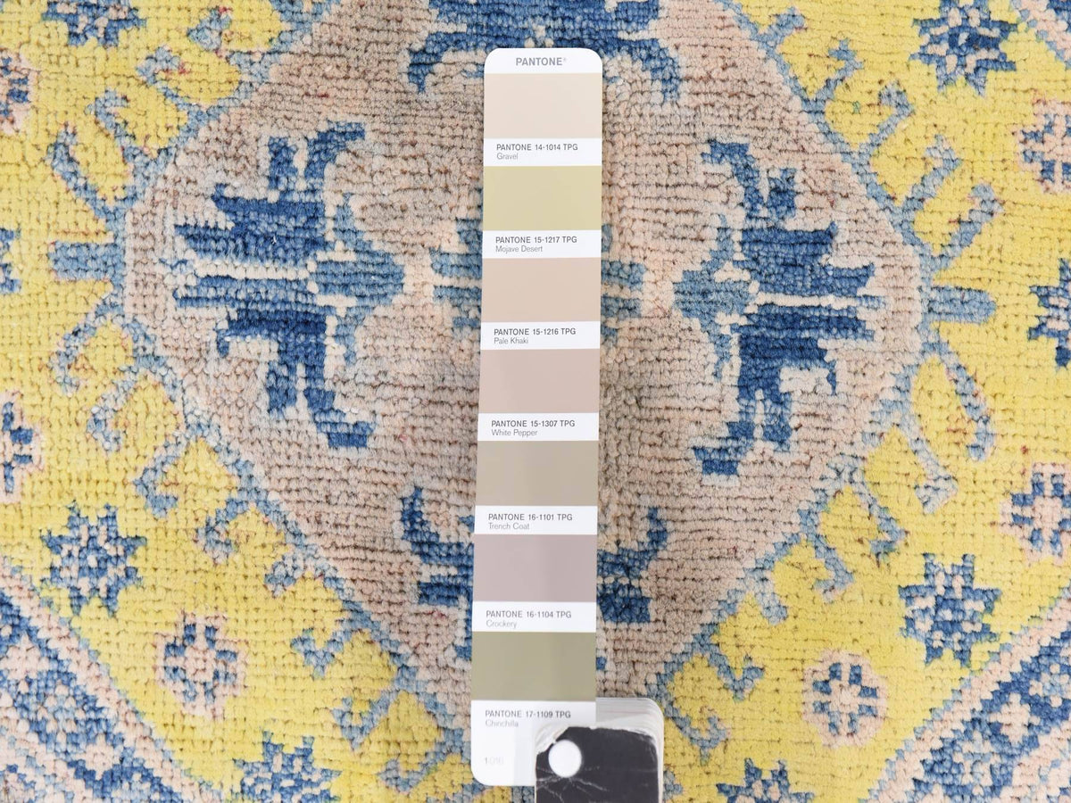 Kazak Kazak hand-knotted wool rug in Brown & Ivory, 9'2" x 11'7" — SKU O078776 (view 6)