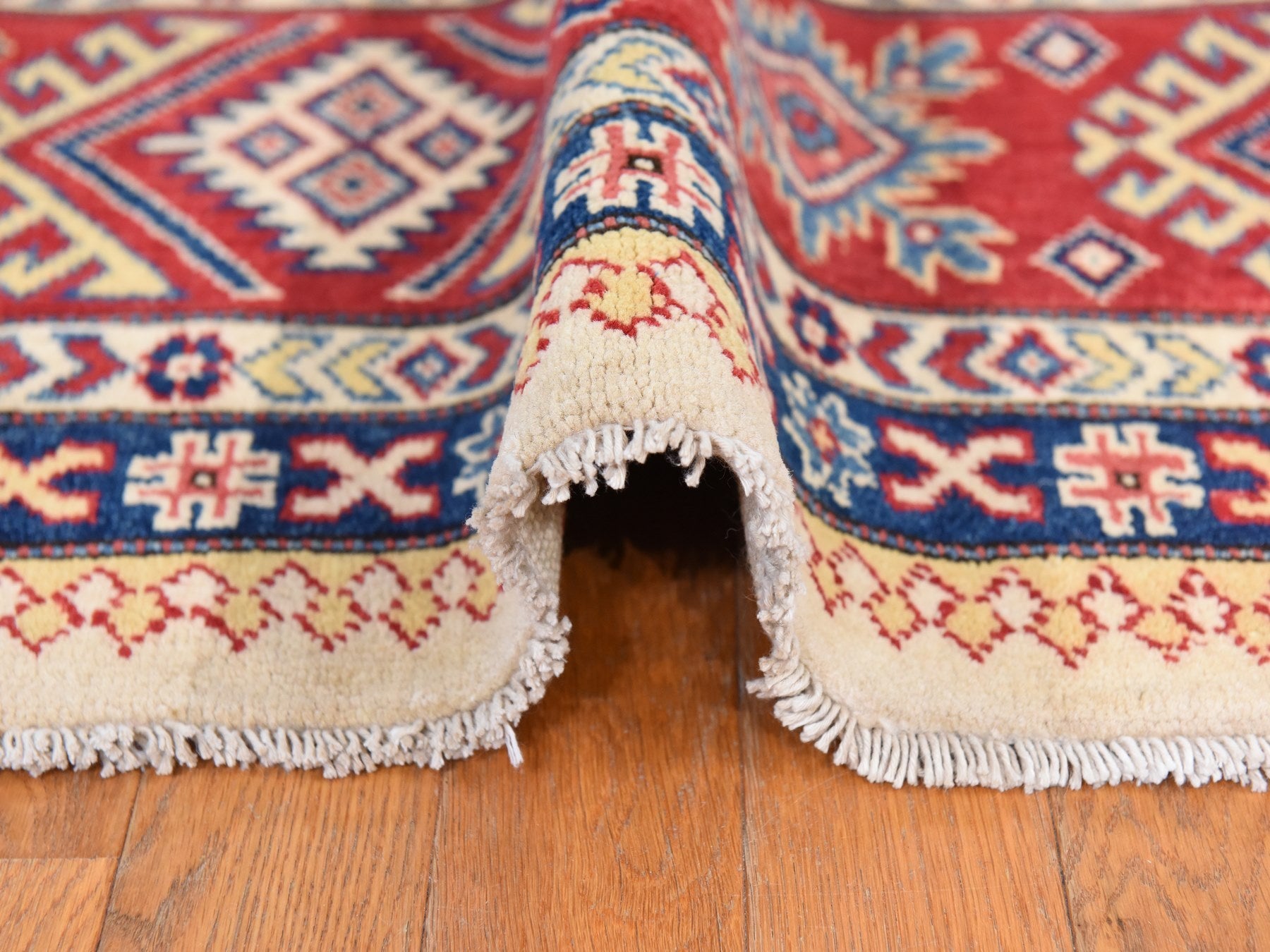 Kazak Kazak hand-knotted wool rug in Ivory & Red, 8'8" x 12' — SKU O078777 (view 9)
