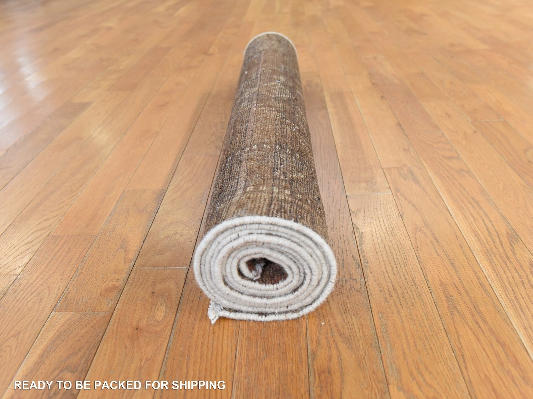 Shiraz Vintage hand-knotted wool runner in Brown & Gray, 3'3" x 9'8" — SKU O078778 (view 8)