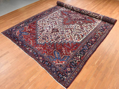 Persian Heriz hand-knotted wool rug in Ivory, 10'10" x 19'3", SKU O078789 (view 4)