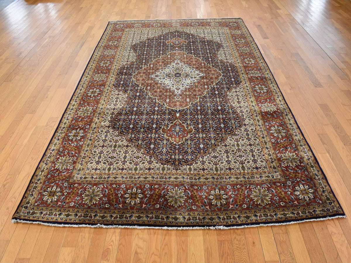 Tabriz hand-knotted wool rug in Blue, 6'10" x 10'5", SKU O078830 (view 3)