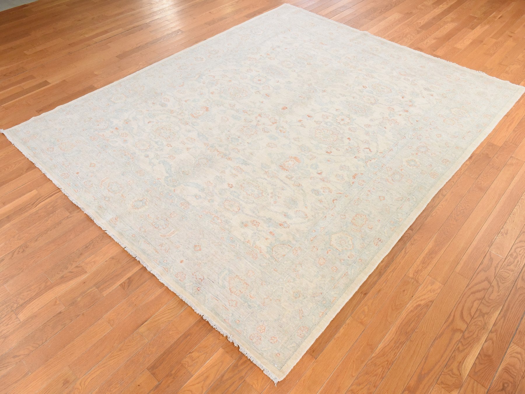 Peshawar Oushak hand-knotted wool rug in Ivory, 8' x 9'9", SKU O078833 (view 4)