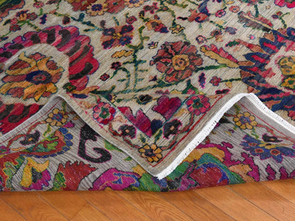 Modern / Contemporary hand-knotted sari silk rug in Ivory, 9'2" x 12'2", SKU O078837 (view 8)