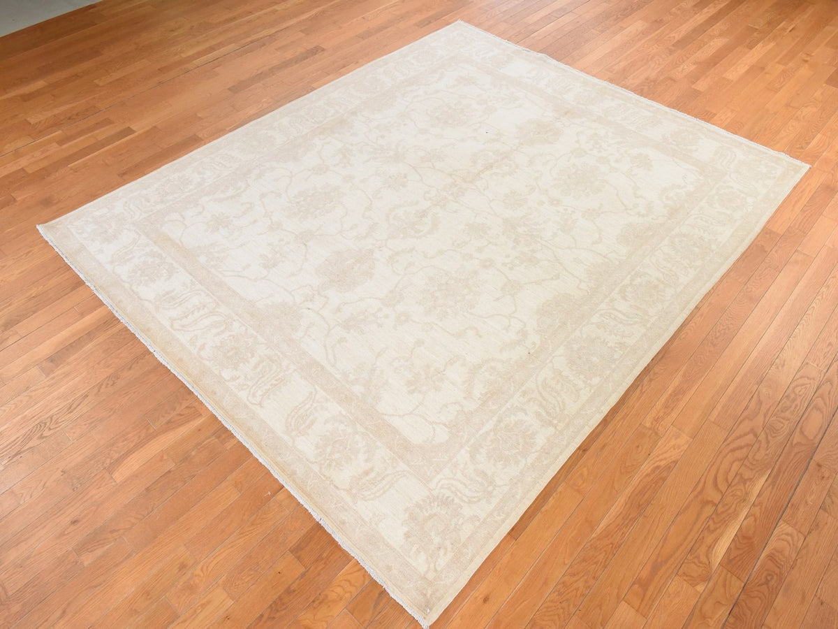 Peshawar Oushak hand-knotted wool rug in Ivory, 8' x 9'6", SKU O078842 (view 4)