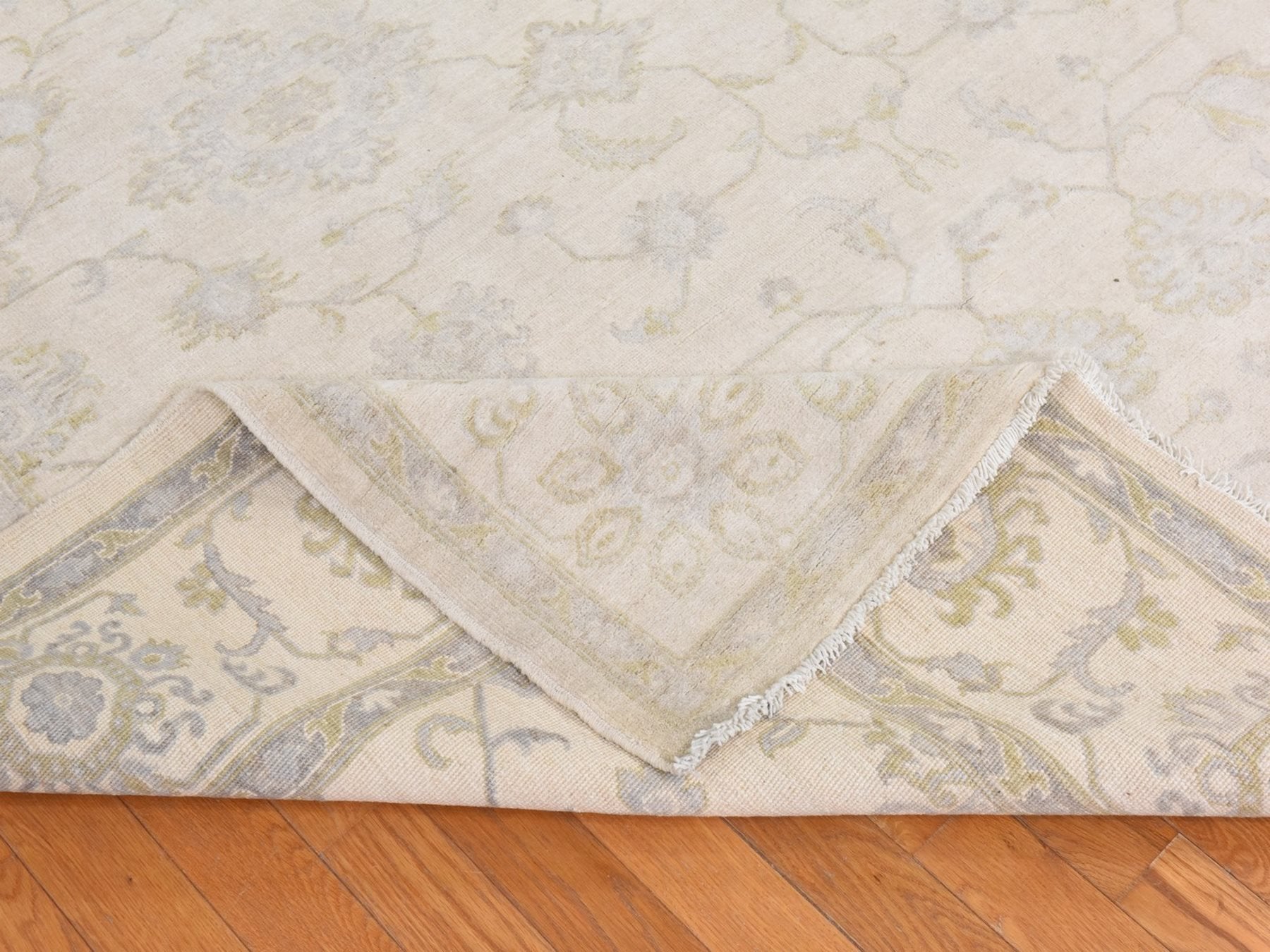 Peshawar Oushak hand-knotted wool rug in Ivory, 8'5" x 9'7", SKU O078843 (view 8)