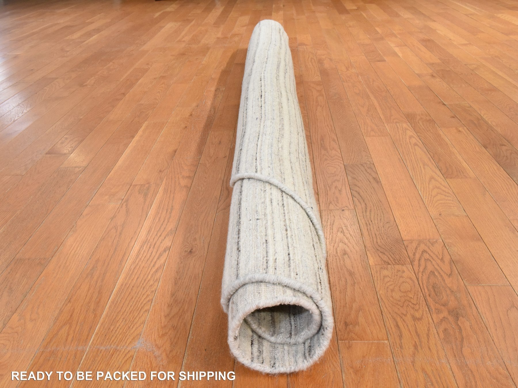 Modern / Contemporary hand-knotted wool rug in Ivory, 8' x 8', SKU O078849 (view 9)