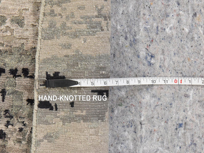 Modern / Contemporary hand-knotted wool/silk rug in Beige, 8' x 8', SKU O078852 (view 6)