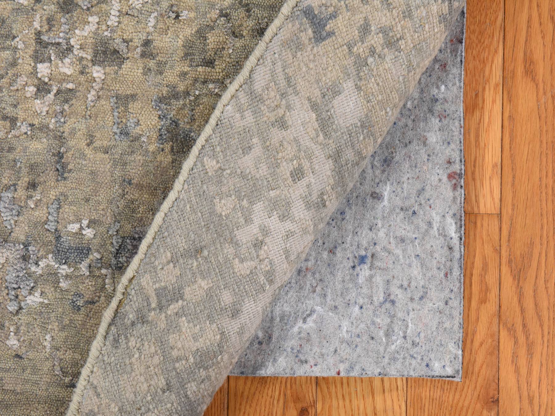 Modern / Contemporary hand-knotted wool/silk rug in Beige, 8' x 8', SKU O078852 (view 7)