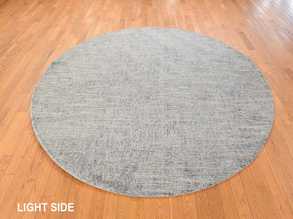 Modern / Contemporary hand-knotted wool/silk rug in Beige, 7'8" x 7'9", SKU O078853 (view 3)