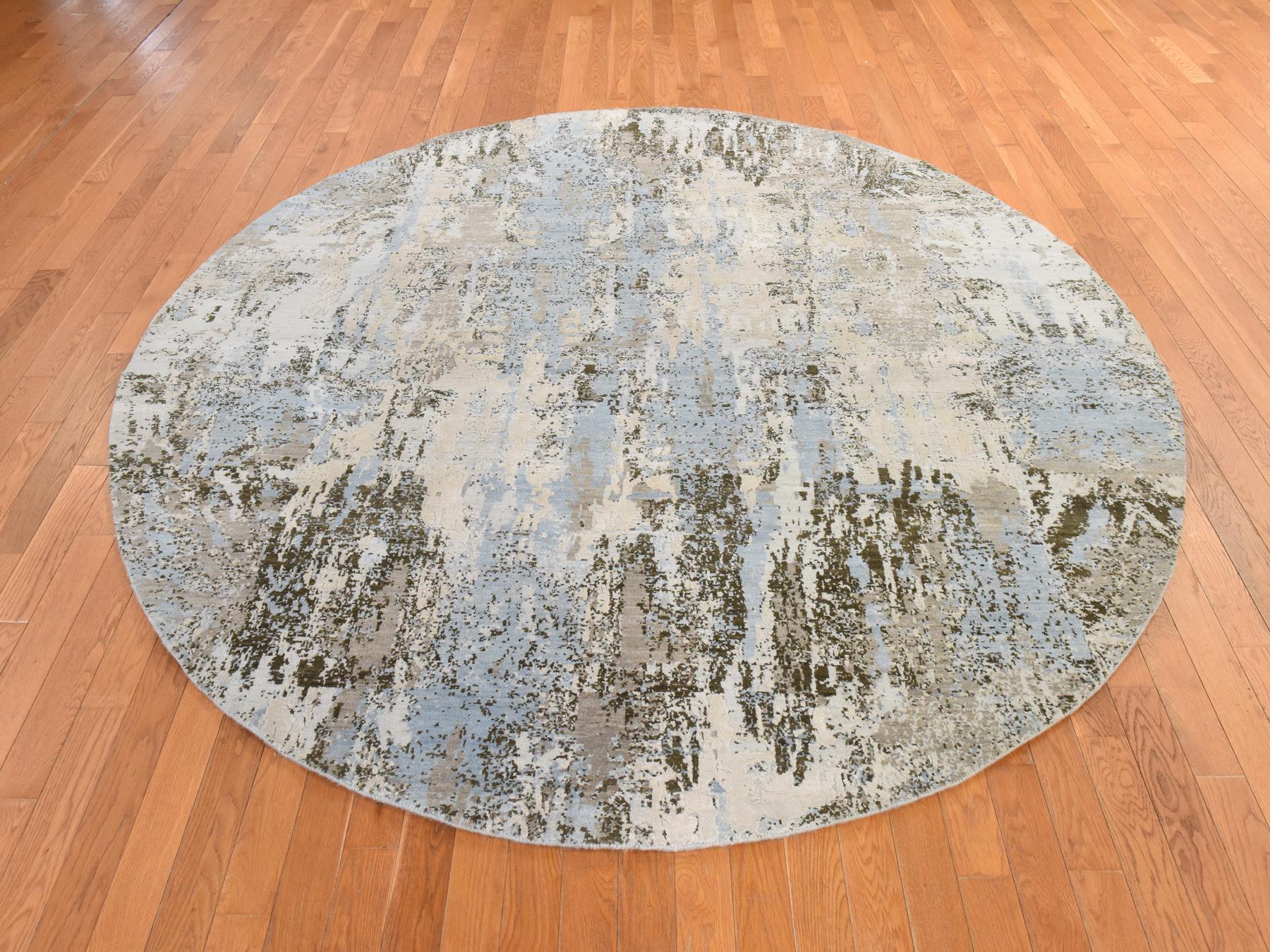 Modern / Contemporary hand-knotted wool/silk rug in Ivory, 8'1" x 8'1", SKU O078854 (view 2)