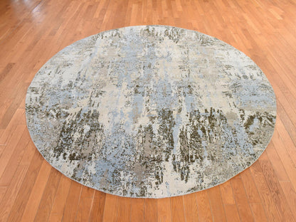 Modern / Contemporary hand-knotted wool/silk rug in Ivory, 8'1" x 8'1", SKU O078854 (view 2)