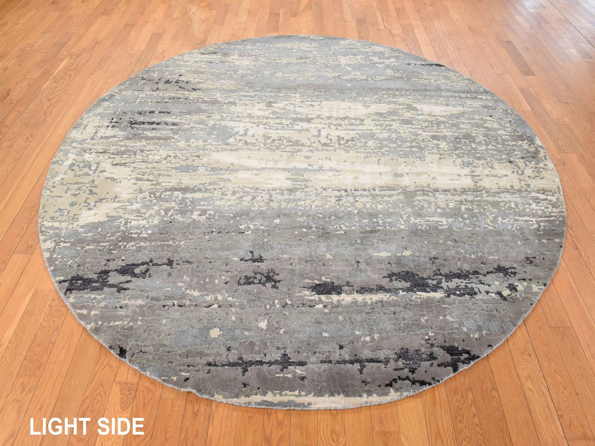 Modern / Contemporary hand-knotted wool/silk rug in Gray, 8'3" x 8'3", SKU O078856 (view 3)