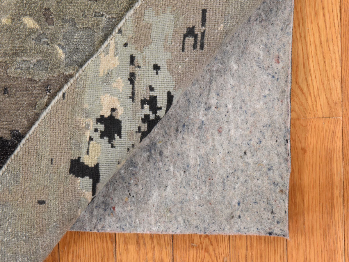 Modern / Contemporary hand-knotted wool/silk rug in Gray, 8'3" x 8'3", SKU O078856 (view 7)