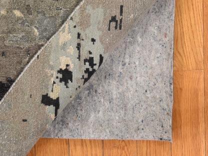 Modern / Contemporary hand-knotted wool/silk rug in Gray, 8'3" x 8'3", SKU O078856 (view 7)