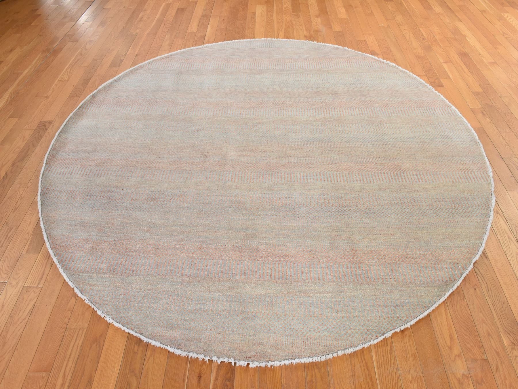 Modern / Contemporary hand-knotted wool/silk rug in Pink, 8' x 8', SKU O078860 (view 2)