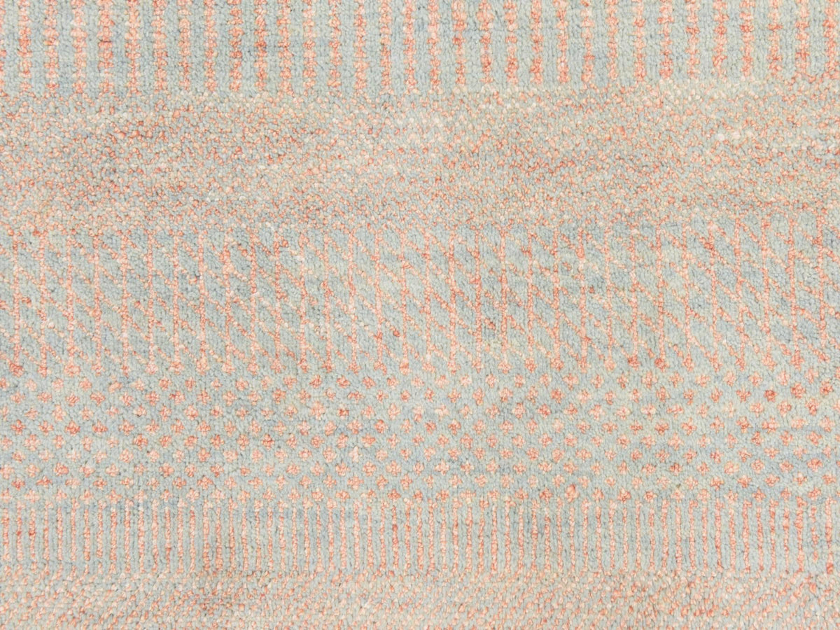 Modern / Contemporary hand-knotted wool/silk rug in Pink, 8' x 8', SKU O078860 (view 4)