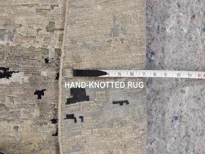Modern / Contemporary hand-knotted wool/silk rug in Beige, 8' x 8', SKU O078861 (view 6)