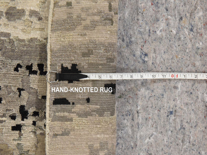 Modern / Contemporary hand-knotted wool/silk rug in Beige, 8' x 8', SKU O078862 (view 6)