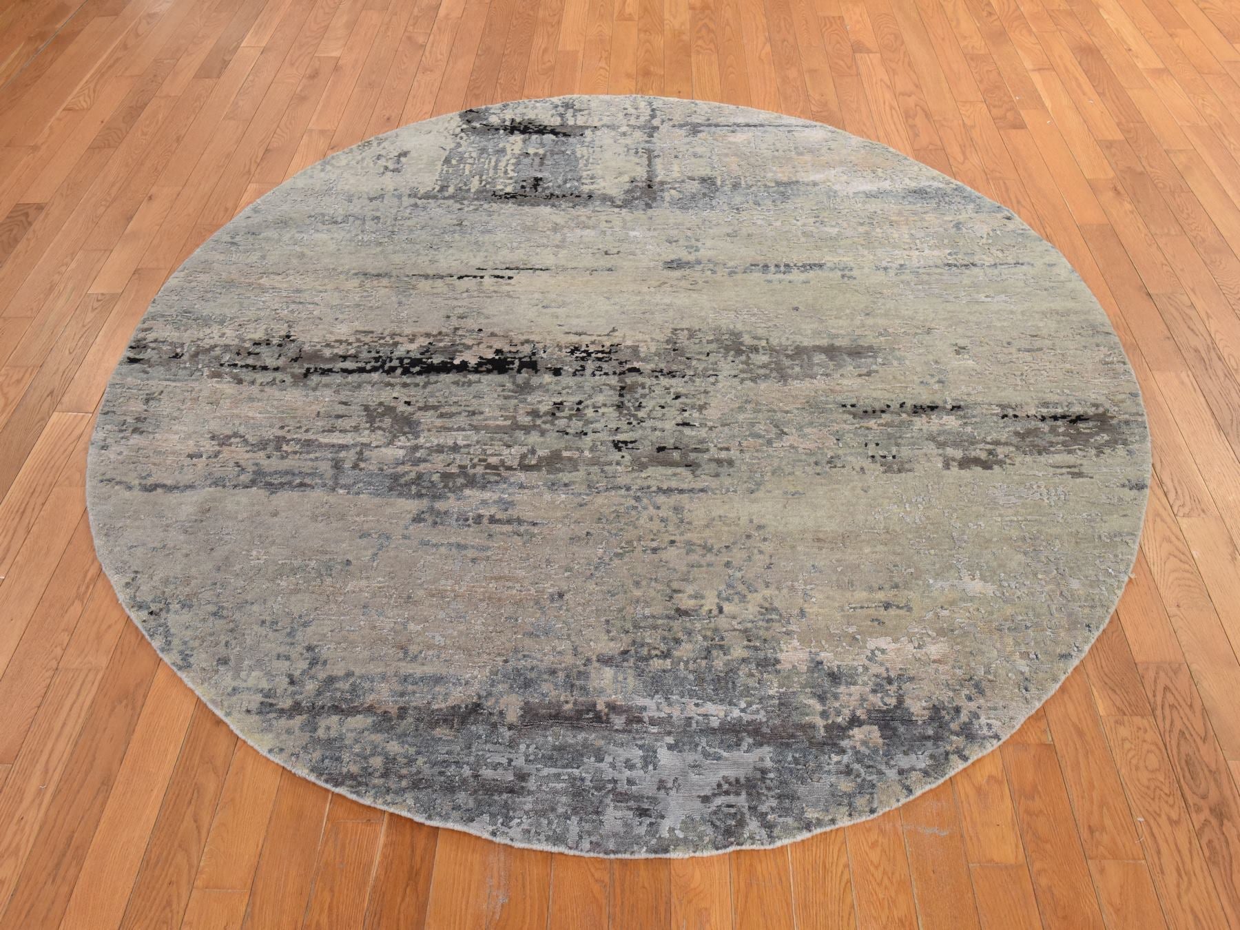 Modern / Contemporary hand-knotted wool/silk rug in Beige, 7' x 7', SKU O078863 (view 2)