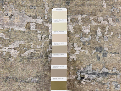 Modern / Contemporary hand-knotted wool/silk rug in Beige, 7' x 7', SKU O078863 (view 5)