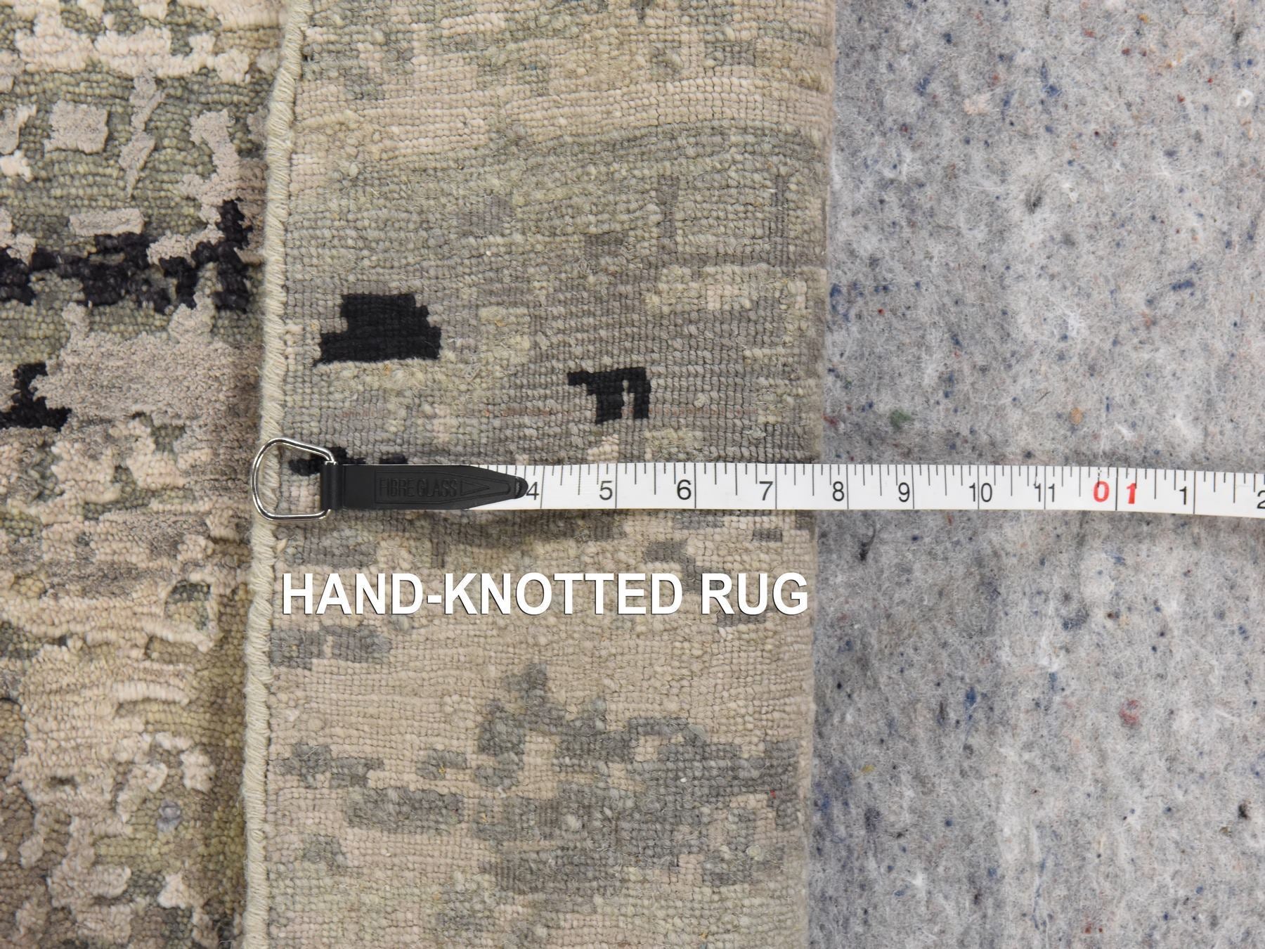 Modern / Contemporary hand-knotted wool/silk rug in Beige, 7' x 7', SKU O078863 (view 6)