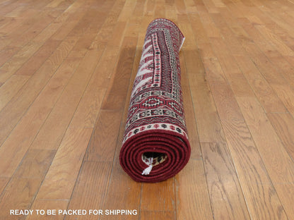 Tribal hand-knotted wool rug in Ivory, 4'6" x 7', SKU O078866 (view 7)