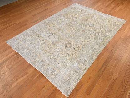 Persian Vintage hand-knotted wool rug in Beige, 6'8" x 9'8", SKU O078878 (view 4)